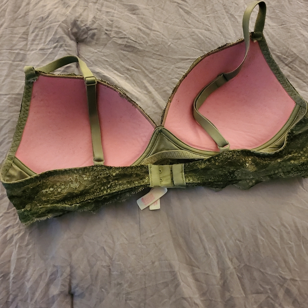 Victoria Secret bra